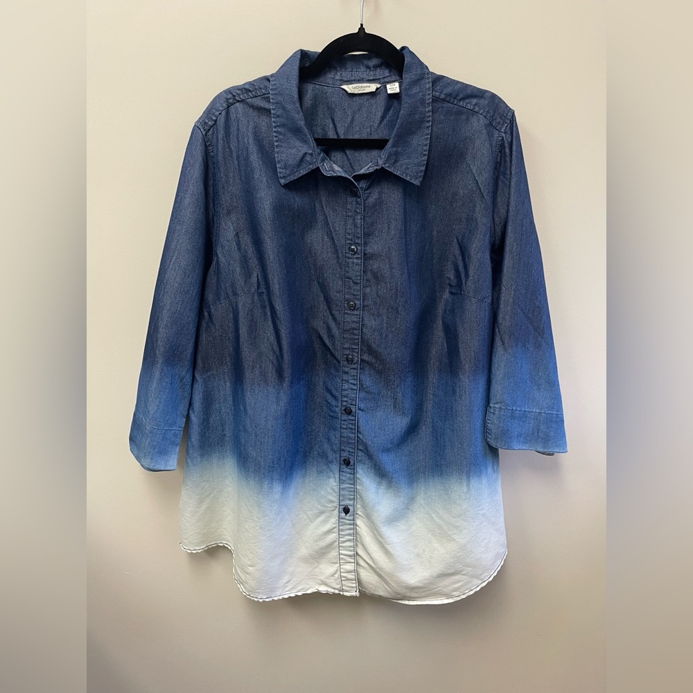 Liz Claiborne women’s Denim Blue Ombré Shirt